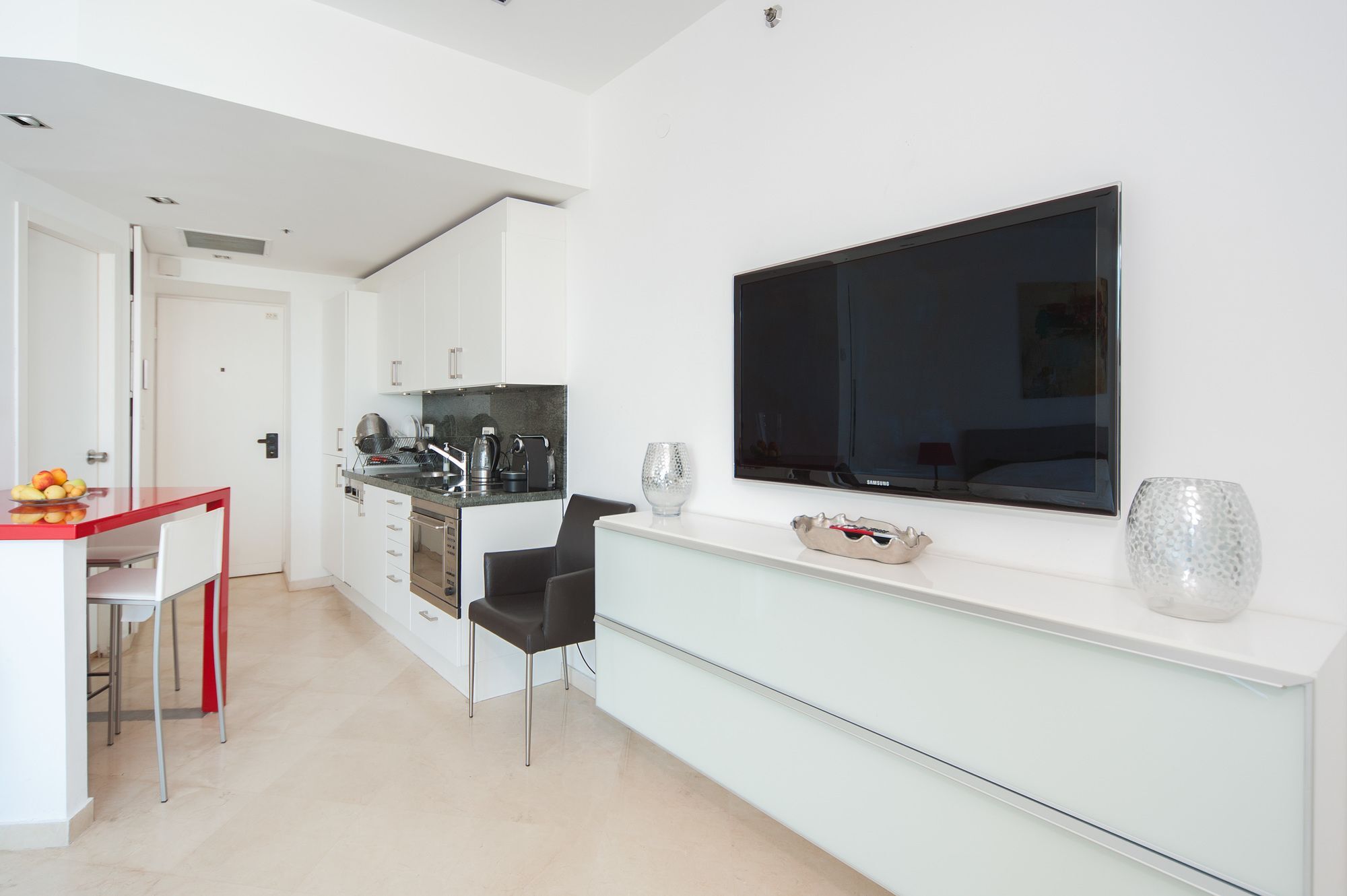 Excellent Beachfront Apt W/ Pool Access By Sea N' Rent Tel Aviv Bagian luar foto