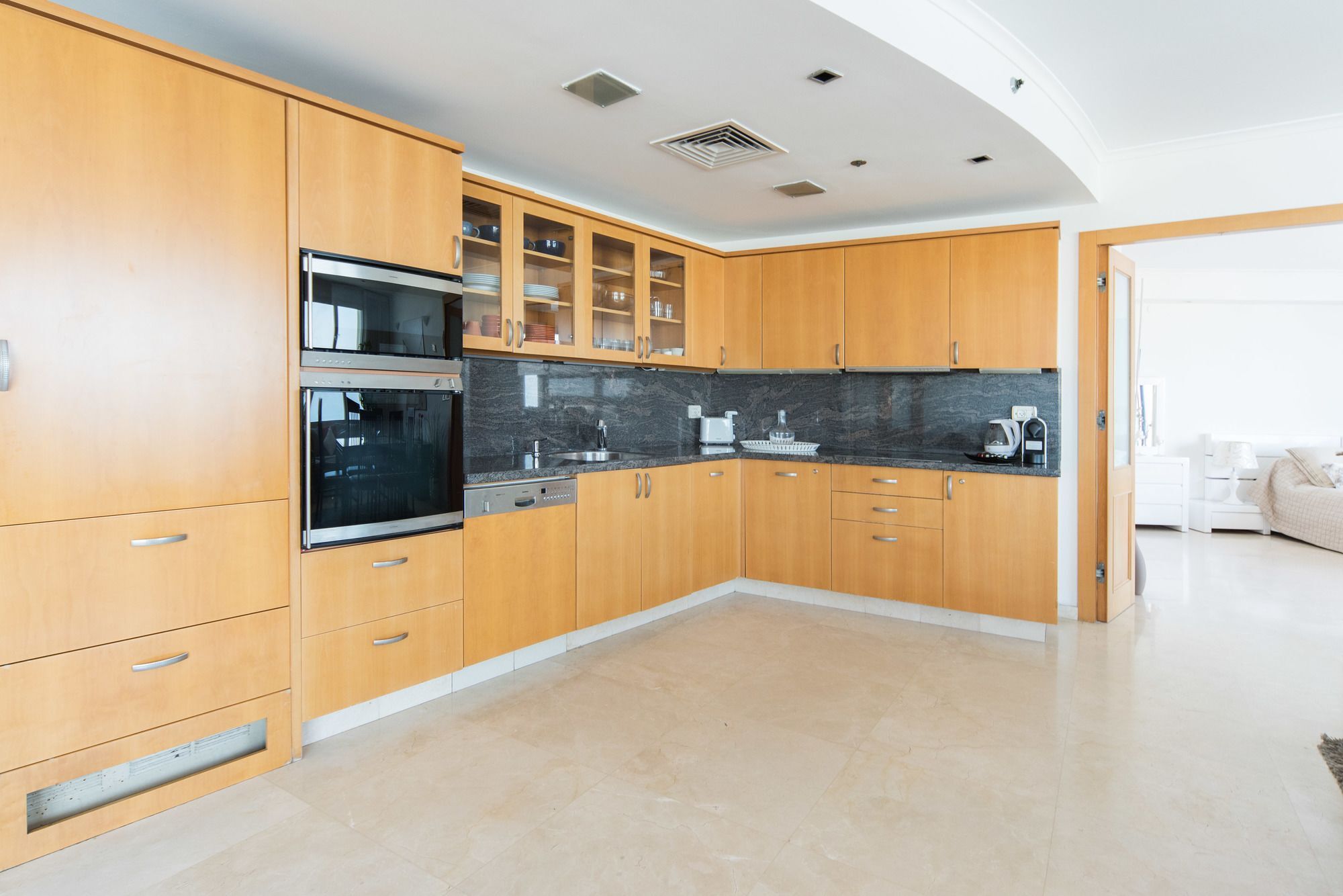 Excellent Beachfront Apt W/ Pool Access By Sea N' Rent Tel Aviv Bagian luar foto